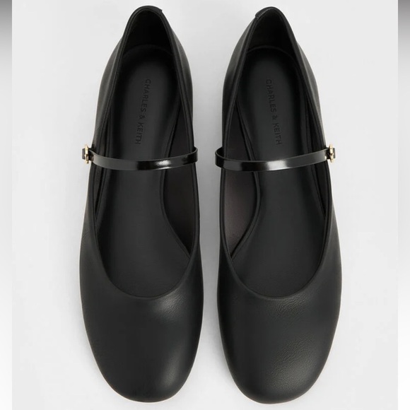 Round-Toe Mary-Janes - Picture 3 of 6